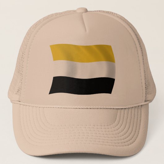Garifuna Flag Hat Truckerkappe (Vorderseite)