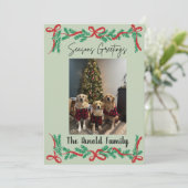 Garland and Bows Seasons Greetings Card Einladung (Stehend Vorderseite)