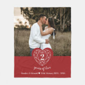 Garnet 2. Hochzeit Jubiläum Kontur Herz Rot Fleecedecke (Vorderseite)