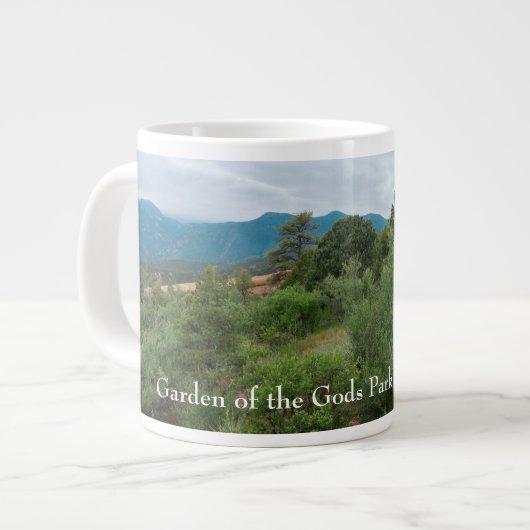Garten der Götter Berge und Hügel Jumbo-Tasse (Vorderseite Links)