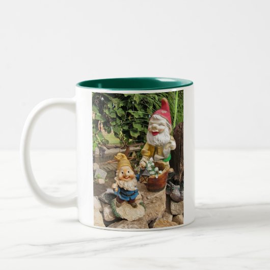 Garten Gnomes Zweifarbige Tasse (Links)