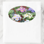 Garten mit farbenfrohen Primaten Ovaler Aufkleber (Tasche)