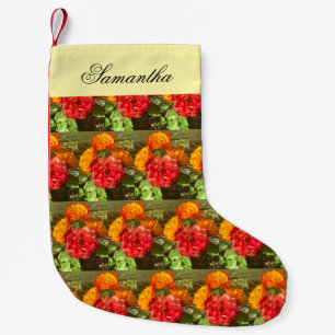 Garten mit orangefarbenen und roten Blumen Kleiner Weihnachtsstrumpf