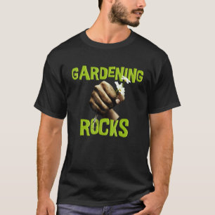 Gartenarbeit 4\Gartenspruch Gartenarbeit rockt mit T-Shirt