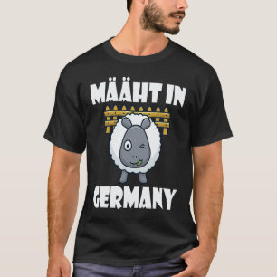 Gartenarbeit 4\Rückseite Mäht in Deutschland Rasen T-Shirt