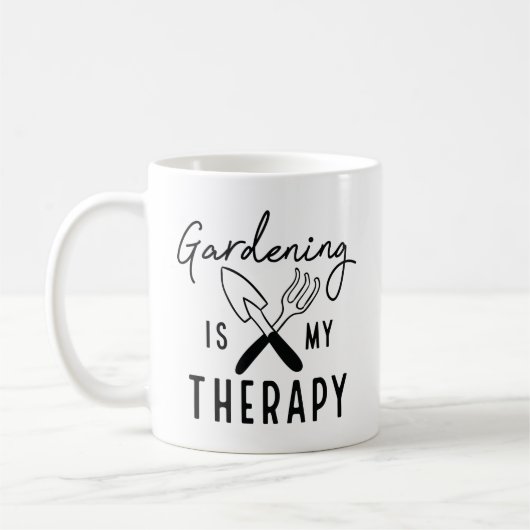 Gartenarbeit ist meine Therapie Kaffeetasse (Links)