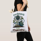 Gartenarbeit ist meine Therapie Tote Tasche (Von Nahem)