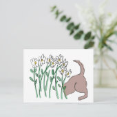 Gartenhelfer (Hund in den Gänsedaunen) Postkarte (Stehend Vorderseite)