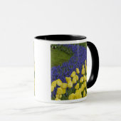 Gartenmuster von Blume und Tasse (VorderseiteRechts)