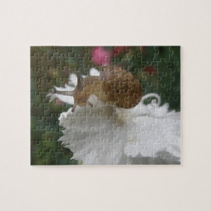 GartenSchnecke und Puzzle mit weißer Nelke