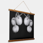 GartenTomaten in Schwarz und Weiß Wandteppich Mit Holzrahmen (Gewinkelt)