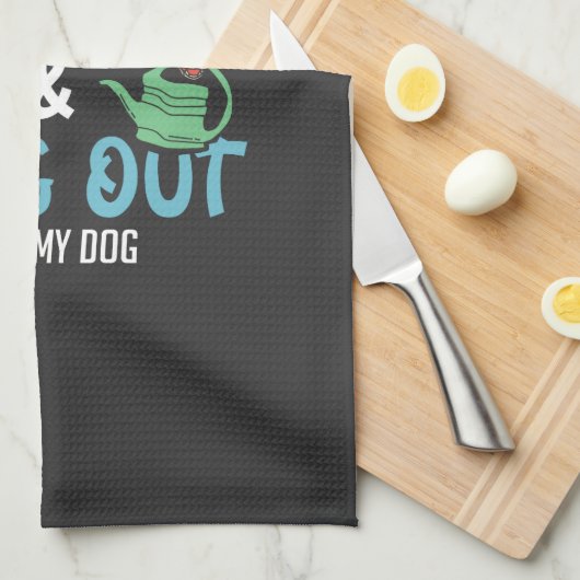 Gärtnern - Gärtnern und Hund Geschirrtuch (Viertel Falte)