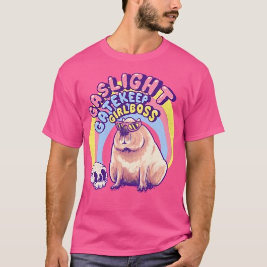 Gaslight Gatekeep Girlboss - Cool Capybara Momcore T-Shirt (Vorderseite)