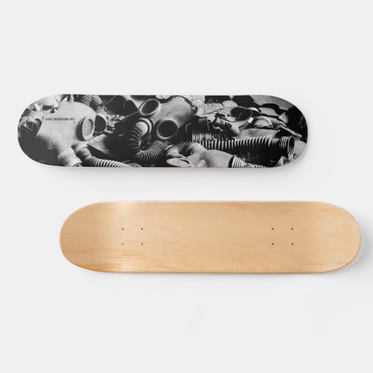 Gasmasken Skateboard (Horizontal)