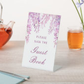 Gästebuch mit rosa Wisteria Sockelschild (In SItu)