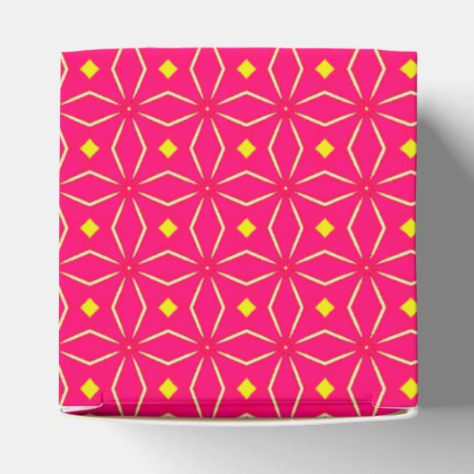 Gastgeschenk für geometrische, rosa und gelbe Druc Geschenkschachtel (Oben)