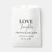 Gastgeschenk Hochzeit Liebe Lachen und Snack für N Geschenktütchen (Vorderseite)