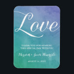Gastgeschenk Hochzeit Magnet<br><div class="desc">Diese wunderschöne Gastgeschenk Hochzeit besticht durch einen wunderschönen,  ombre Aquarellhintergrund und das Wort "Liebe",  das in einem eleganten Script-Kalligraphie-Schriftart geschrieben ist.</div>
