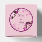 Gastgeschenk Hochzeit mit lila Blumenring Geschenkschachtel (Oben)