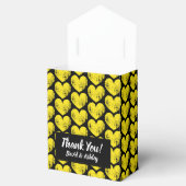 Gastgeschenk Hochzeit mit schwarz-gelben Herzmuste Geschenkschachtel (Geöffnet)