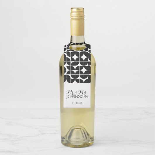 Gastgeschenk Hochzeit Schwarz-weiß MCM Muster Flaschenanhänger (Auf Flasche)