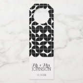 Gastgeschenk Hochzeit Schwarz-weiß MCM Muster Flaschenanhänger (Vorderseite)