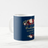 Gastgeschenk Hochzeit von Burgundy Floral Navy Blu Kaffeetasse (Vorderseite Links)