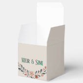 Gastgeschenk mit grünem Blumenkohl Geschenkschachtel (Geöffnet)