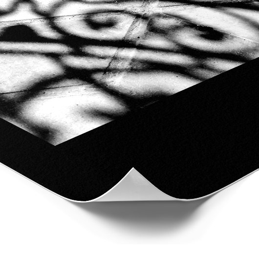 Gate Shadows Poster (Ecke)