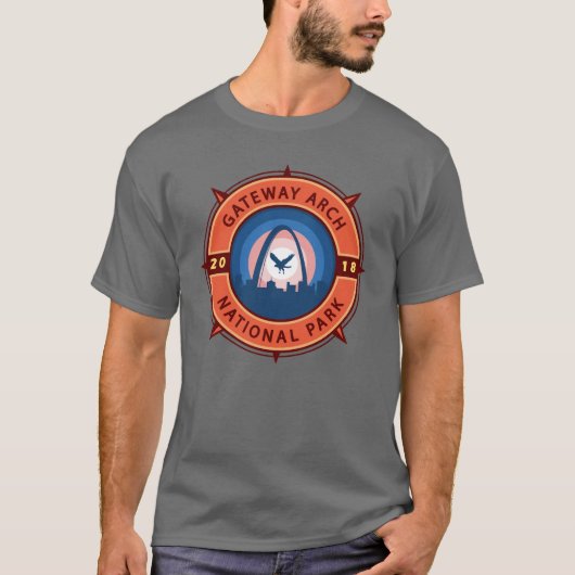 Gateway Arch Nationalpark Retro Kompass Emblem T-Shirt (Vorderseite)