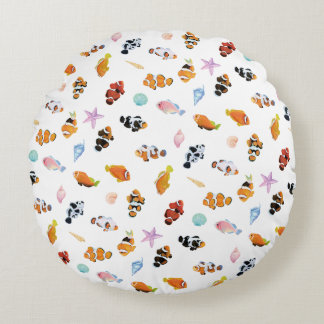 Gathering of Clownfish | Ocean Art Design Rundes Kissen