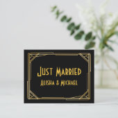 Gatsby Just Married Gold Black Art Deco Wedding Ankündigungspostkarte (Stehend Vorderseite)