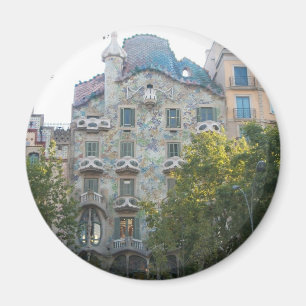Gaudi Arthaus in Barcelona Magnet