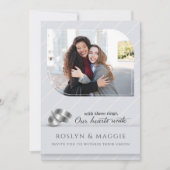 Gay and Lesbian Silver Pinstripe Foto Wedding Einladung (Vorderseite)