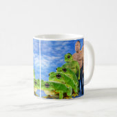 Gay Frog Verschwörung Meme Tasse – Satirisches Int (VorderseiteRechts)
