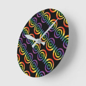 Gay LGBTQ Rainbow Pride Stripe Circle Pattern Runde Wanduhr (Winkel)