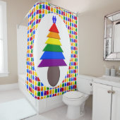 Gay Men Rainbow Christmas Tree und Presents Duschvorhang (Beispiel)