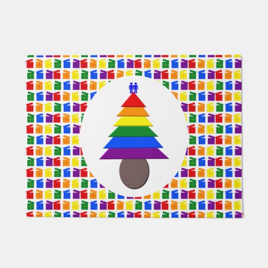 Gay Men Rainbow Christmas Tree und Presents Fußmatte (Vorderseite)