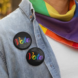 Gay Pride der politischen Wahl Rainbow Button<br><div class="desc">Ein niedliches LGBTQ-Wählerdesign mit VOTE in Regenbogen geschrieben. Blau zu wählen,  unterstützt Schwulenrechte.</div>