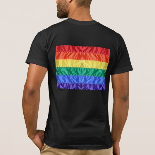 Gay Pride der Regenbogenflagge LGBTQ LGBT Liebe is T-Shirt (Rückseite)