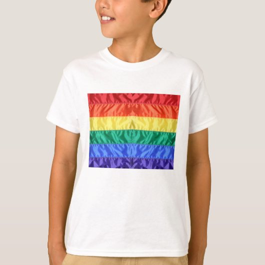 Gay Pride Flag Regenbogen Flag LGBTQ Liebe ist Lie T-Shirt (Vorderseite)