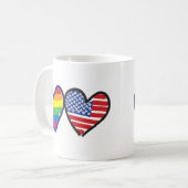 GAY-PRIDE-HERZ-UND-FLAG KAFFEETASSE (Vorderseite Links)