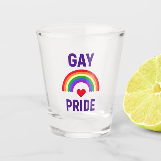 Gay Pride| Herz und Regenbogen Schnapsglas (Vorderseite)