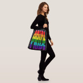 Gay Pride LGBT Rainbow Flag Typografie LGBTQ Tragetaschen Mit Langen Trägern (Am Model)