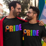 Gay Pride Parade Einfache, fette Regenbogenbriefe T-Shirt<br><div class="desc">Gay Pride Regenbogen-T - Shirt für die LGBTQ-Community zum Tragen zu Gay Pride-Parade. Ein großartiges Design für jemanden,  der stolz ist,  schwul,  lesbisch,  bisexuell oder transgender zu sein.</div>
