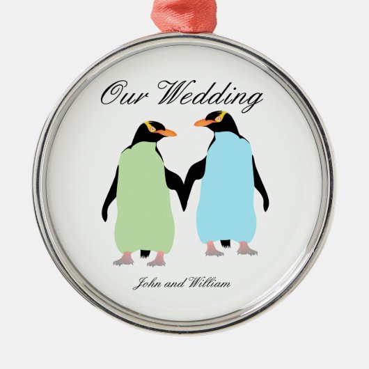Gay Pride Pinguine halten Hände Silbernes Ornament (Vorne)
