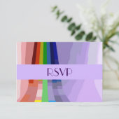 Gay Rainbow and Rings Wedding RSVP Karte (Stehend Vorderseite)