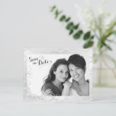 Gay Silver Damask Wedding Foto Save the Date Ankündigungspostkarte (Stehend Vorderseite)