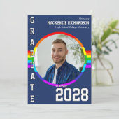 Gay Student Pride Rainbow Graduation Announcement Einladung (Stehend Vorderseite)