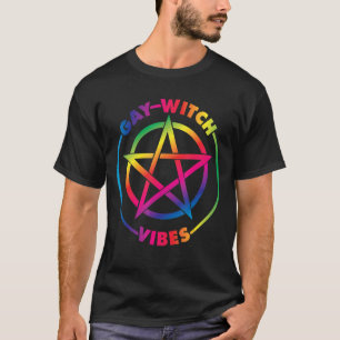 Gay Witch Vibes mit Stolz in einem Pentagramm Wi T-Shirt